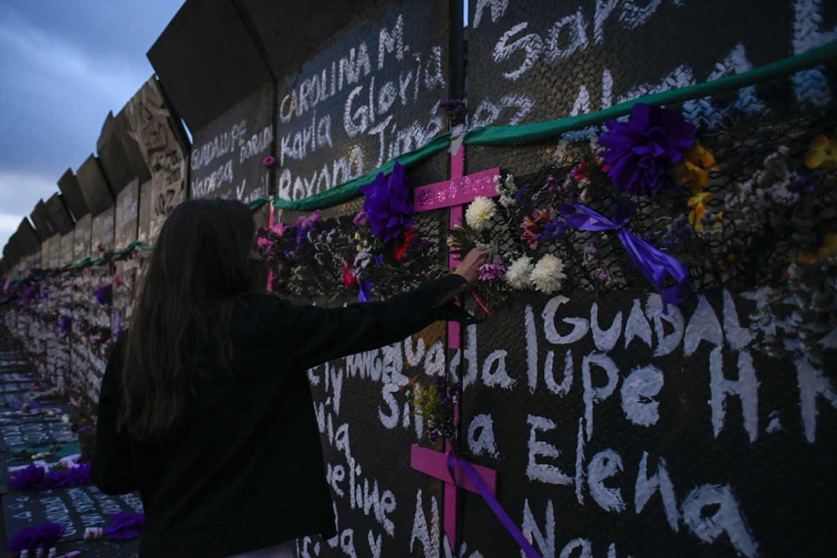 pdp_memorialfeminicidios_palacionacional_8m_mariaruiz00