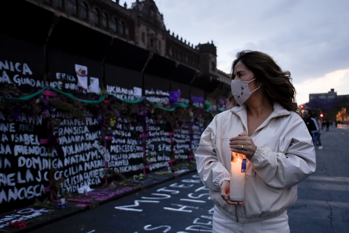 pdp_memorialfeminicidios_palacionacional_8m_mariaruiz05