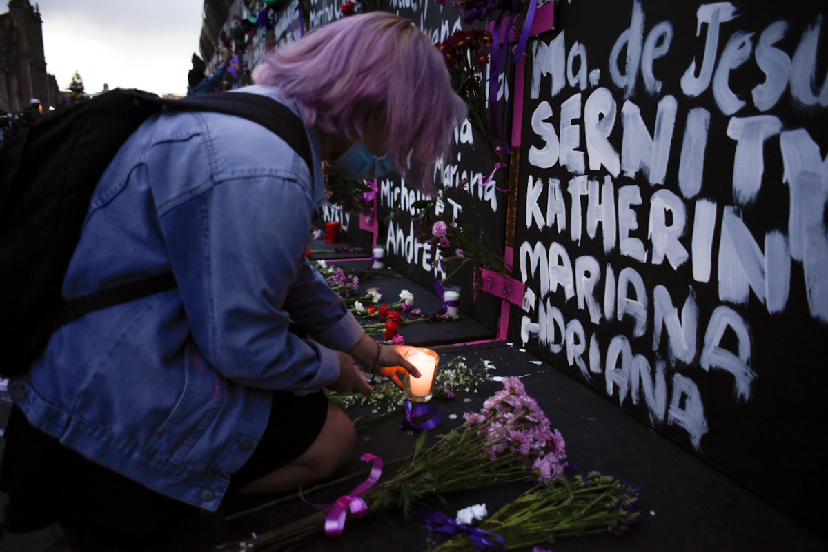 pdp_memorialfeminicidios_palacionacional_8m_mariaruiz07